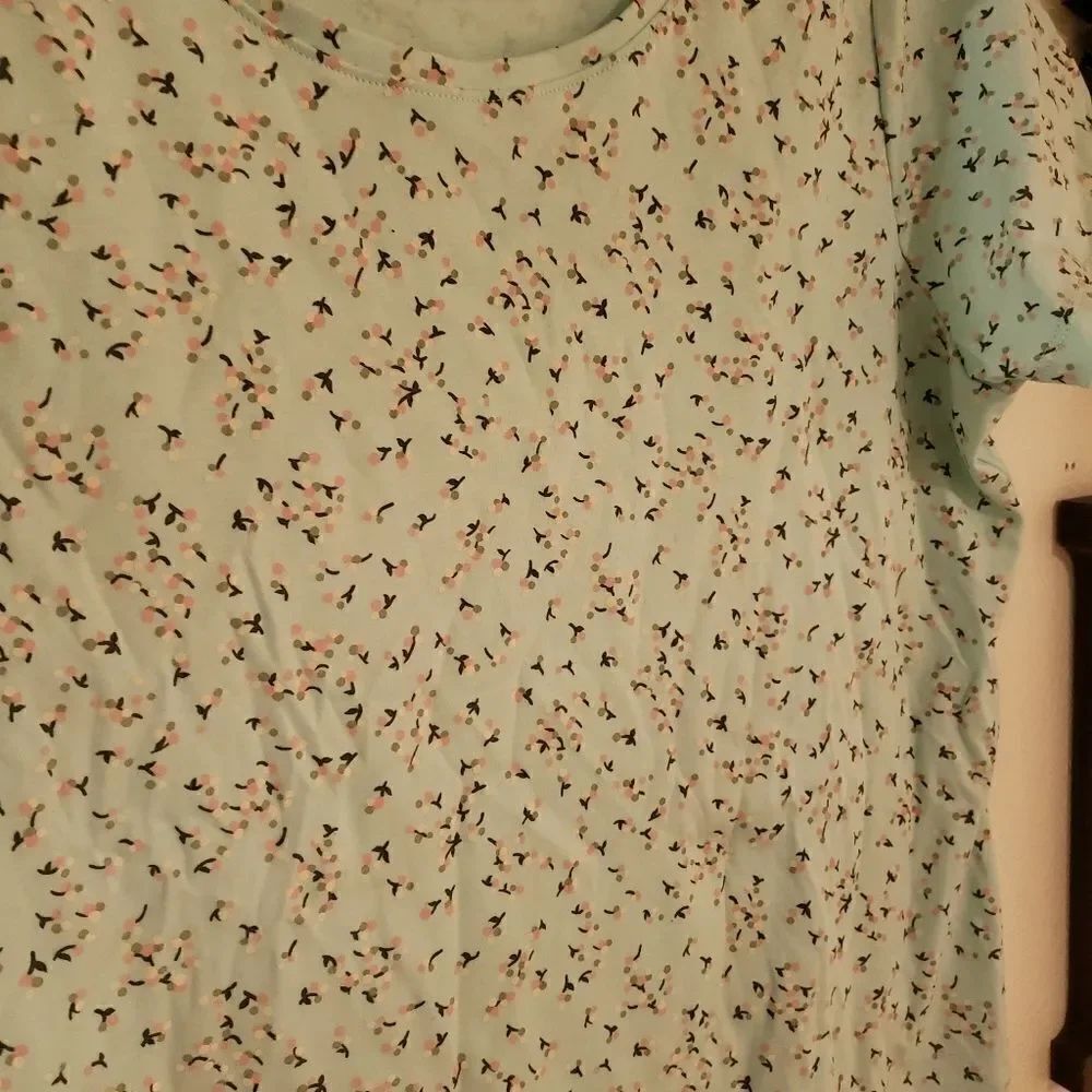 L.L.Bean shirt   - Picture 5 of 5